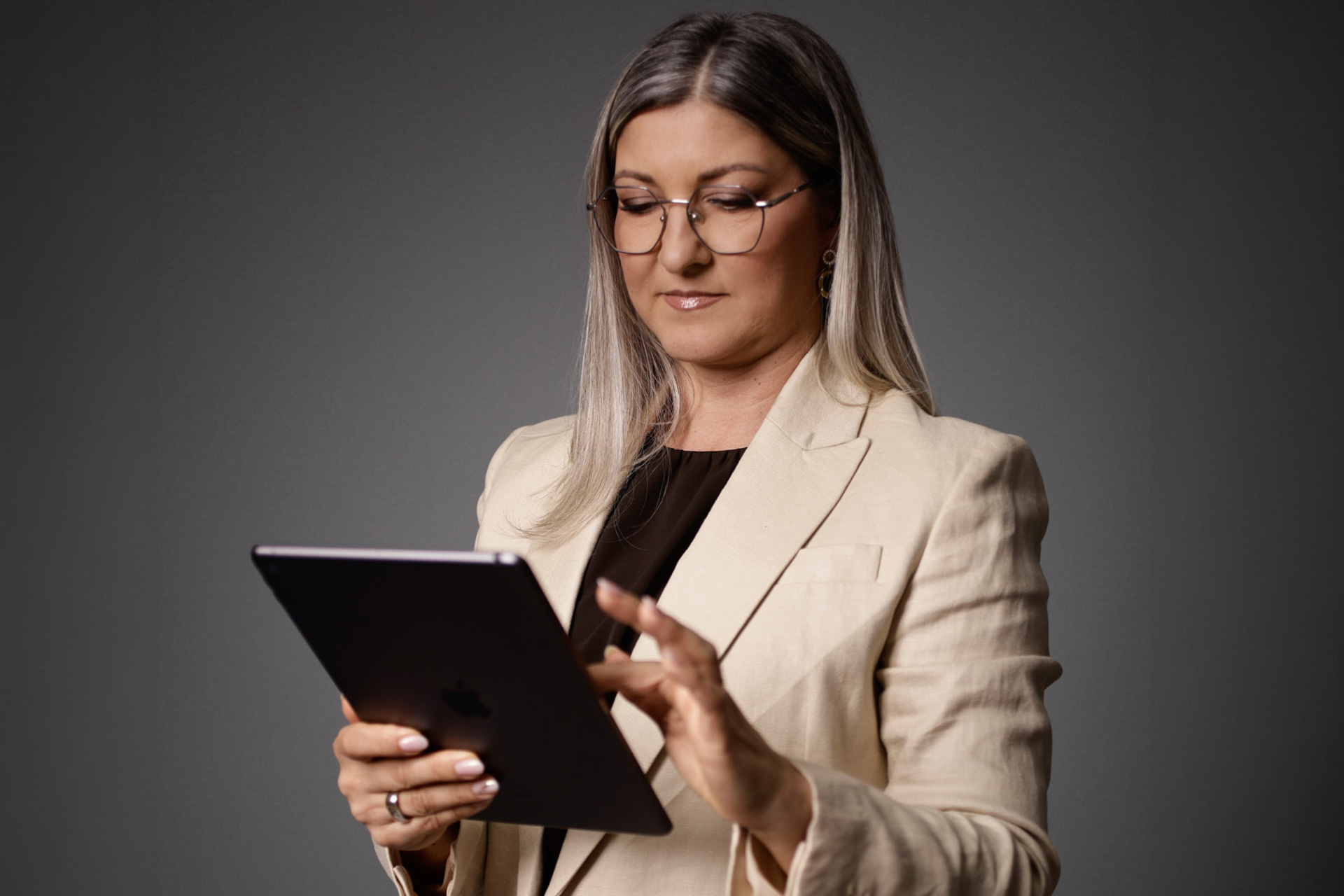 Perfil Profissional e Corporativo no Carregado